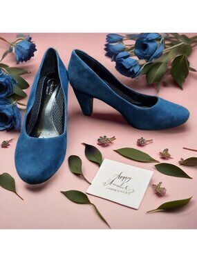 Shoes Easy Spirit Blue Suede 3 Inch High Heel Pumps Anti Gravity USA Size 7.5